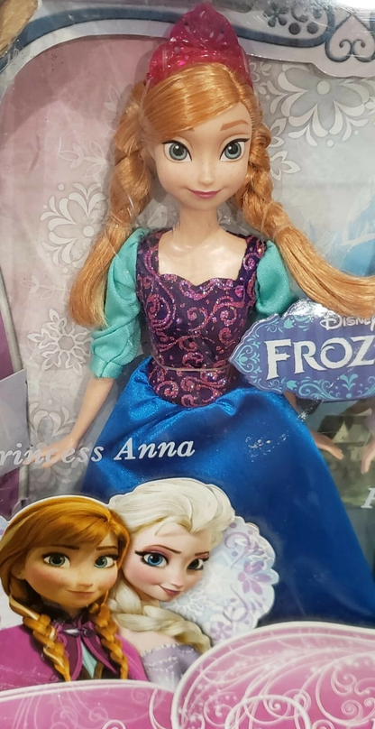 7 Princess Doll Collection Set, 11 Inches Each, Sparkling Outfits & Brushable Hair, Toddler Toys 3+, Gift-Ready with Handle