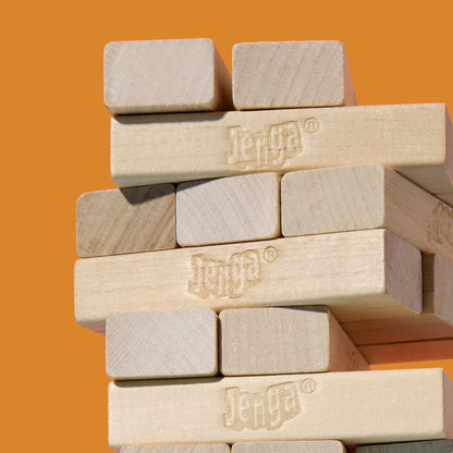 Official Hasbro Games Jenga Game with Digital Die, Wood Block Party Game, Family Games, Holiday Gifts for Kids, 6 and Up