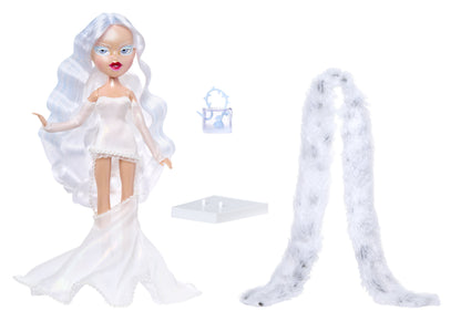 Bratz 2025 Holidayz Frosty Nightz Cloe Collector Doll with Premium Fashions and Accessories