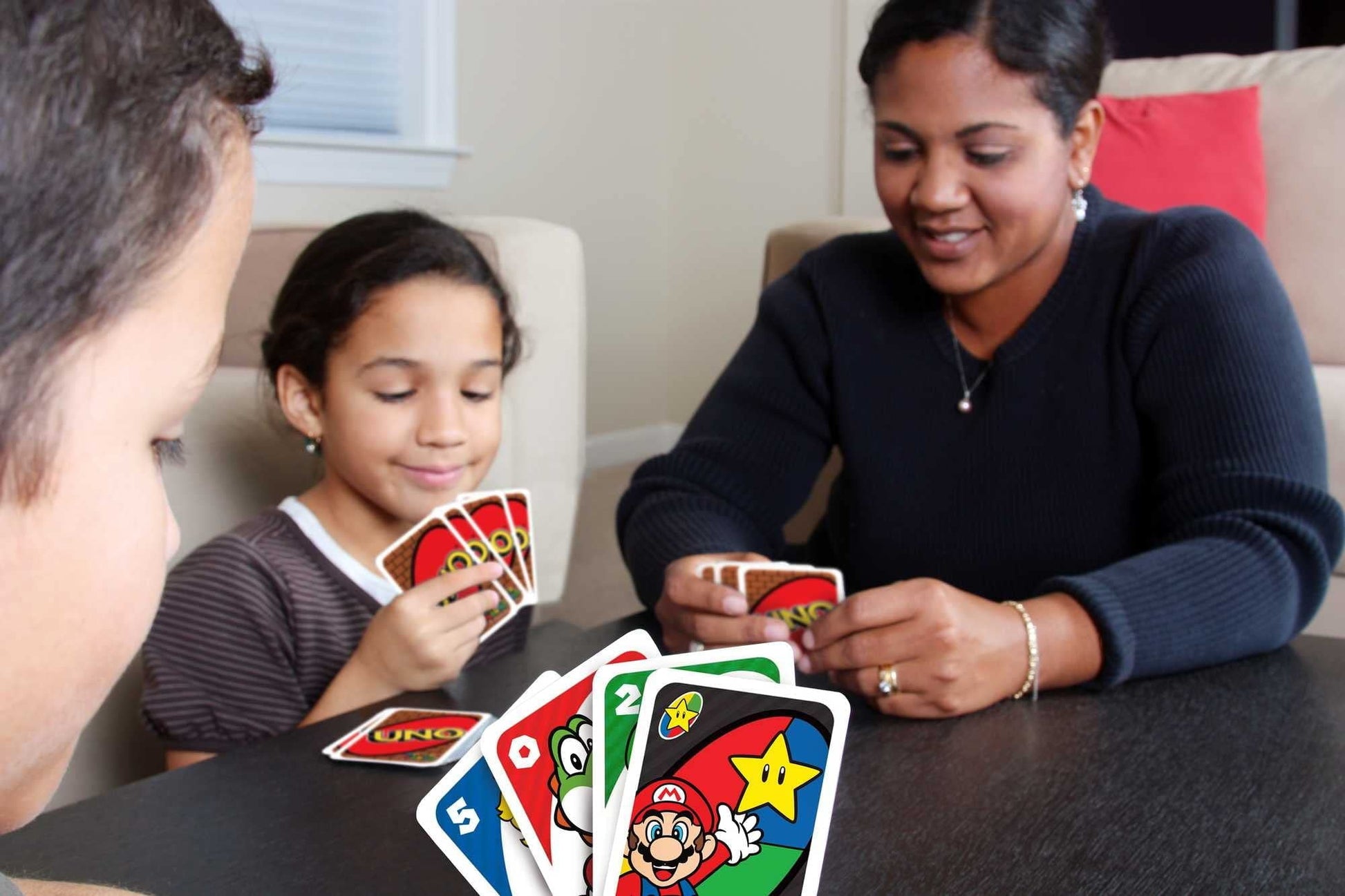 Mattel Games UNO Super Mario Card Game Animated Character Themed Collector Deck 112 Cards with Character Images, for Kids Ages 7 Years Old & Up C37