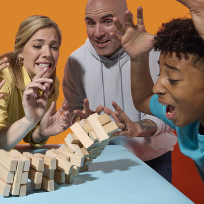 Official Hasbro Games Jenga Game with Digital Die, Wood Block Party Game, Family Games, Holiday Gifts for Kids, 6 and Up
