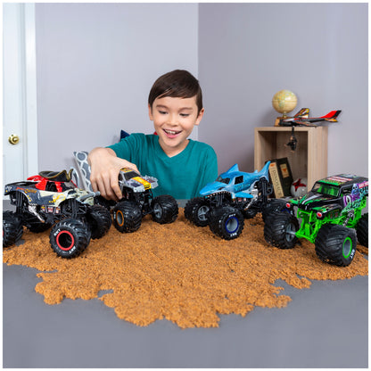 Monster Jam, Official Big Kahuna Monster Truck, Die-Cast Vehicle, 1:24 Scale