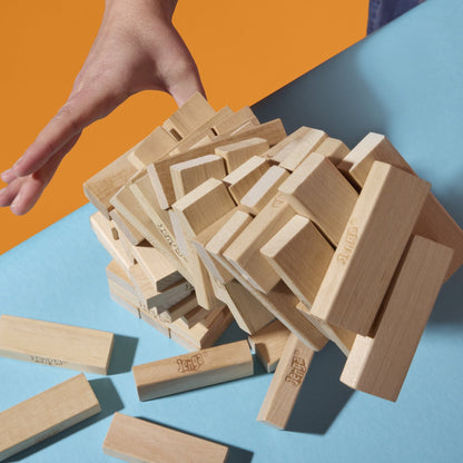 Official Hasbro Games Jenga Game with Digital Die, Wood Block Party Game, Family Games, Holiday Gifts for Kids, 6 and Up