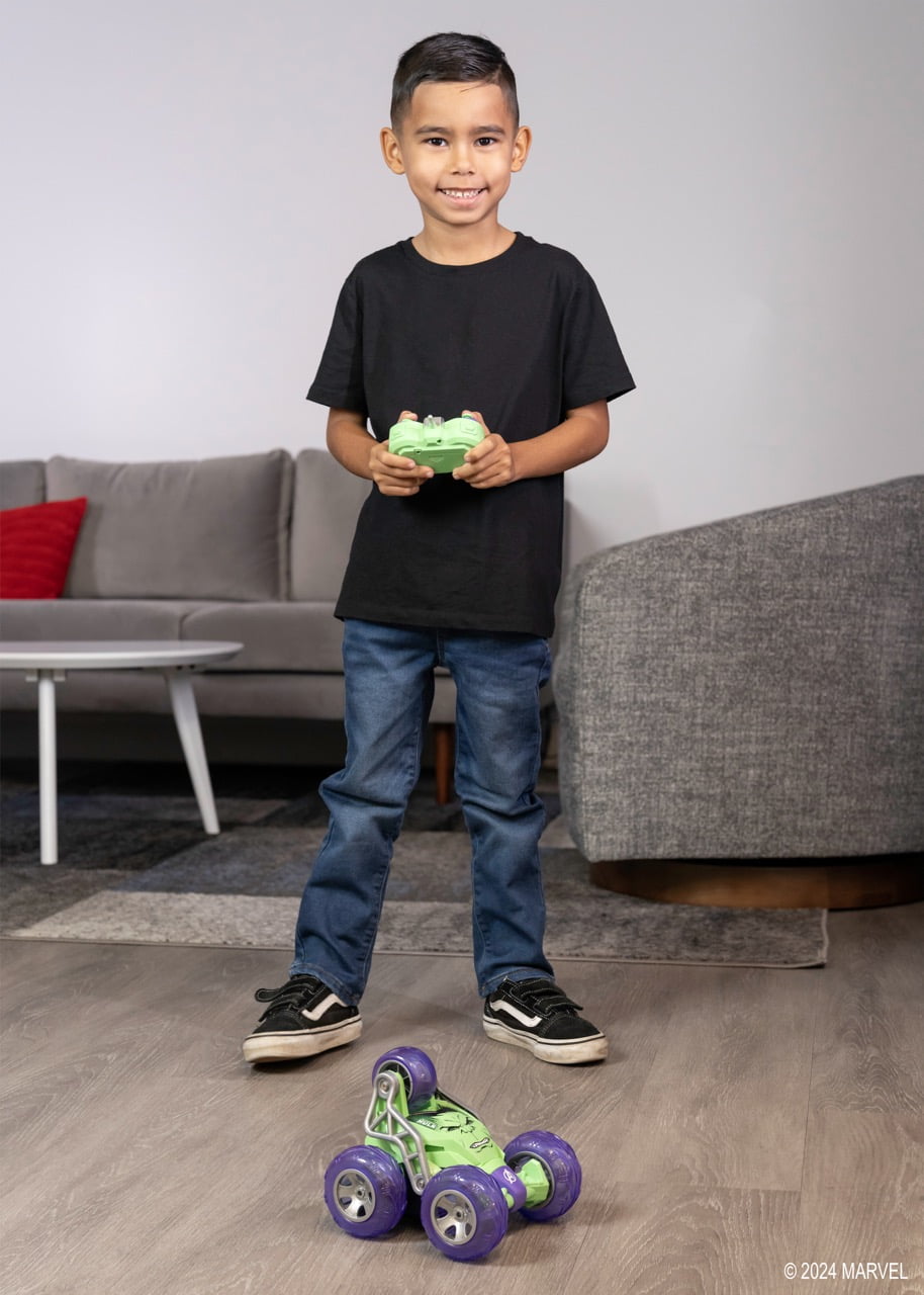 Jada Marvel Hulk Stunt RC Car with 5-Wheel Drift and Turbo USB